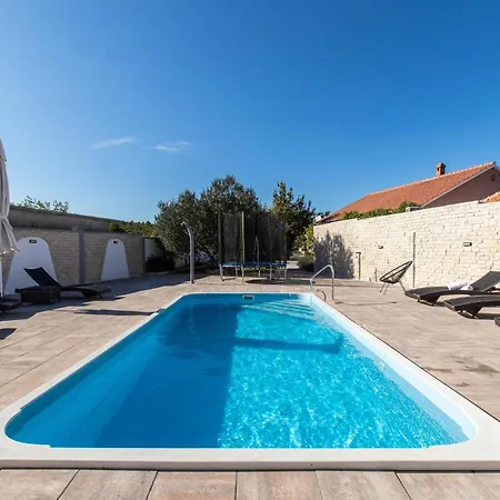 Beautiful In With House A Panoramic View